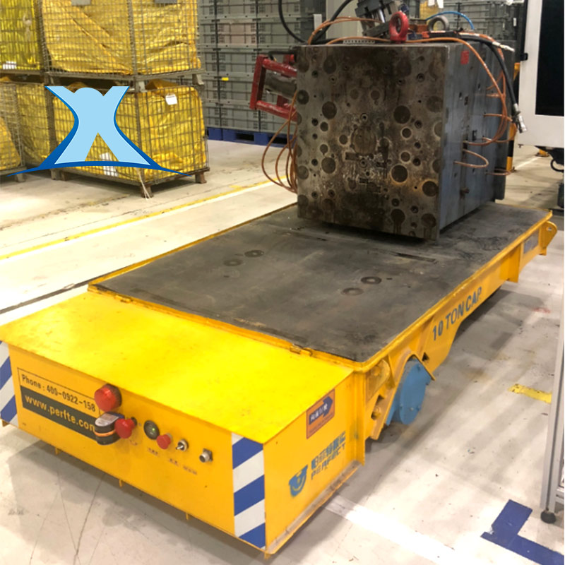 模具搬運(yùn)車(chē)